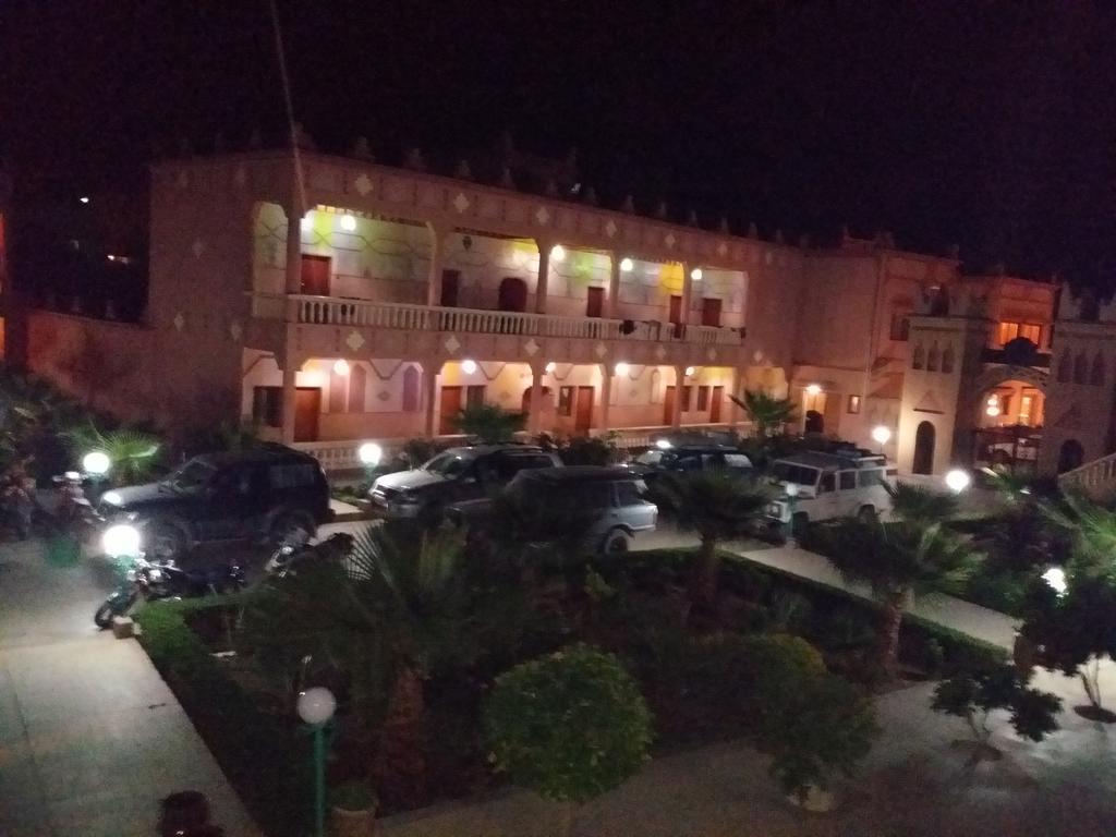 Hotel Mandar Saghrou Tazakhte Kelaat-M'Gouna Buitenkant foto