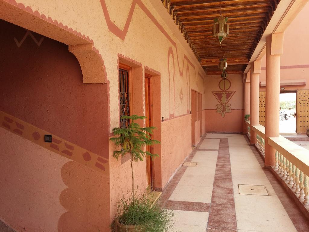 Hotel Mandar Saghrou Tazakhte Kelaat-M'Gouna Buitenkant foto