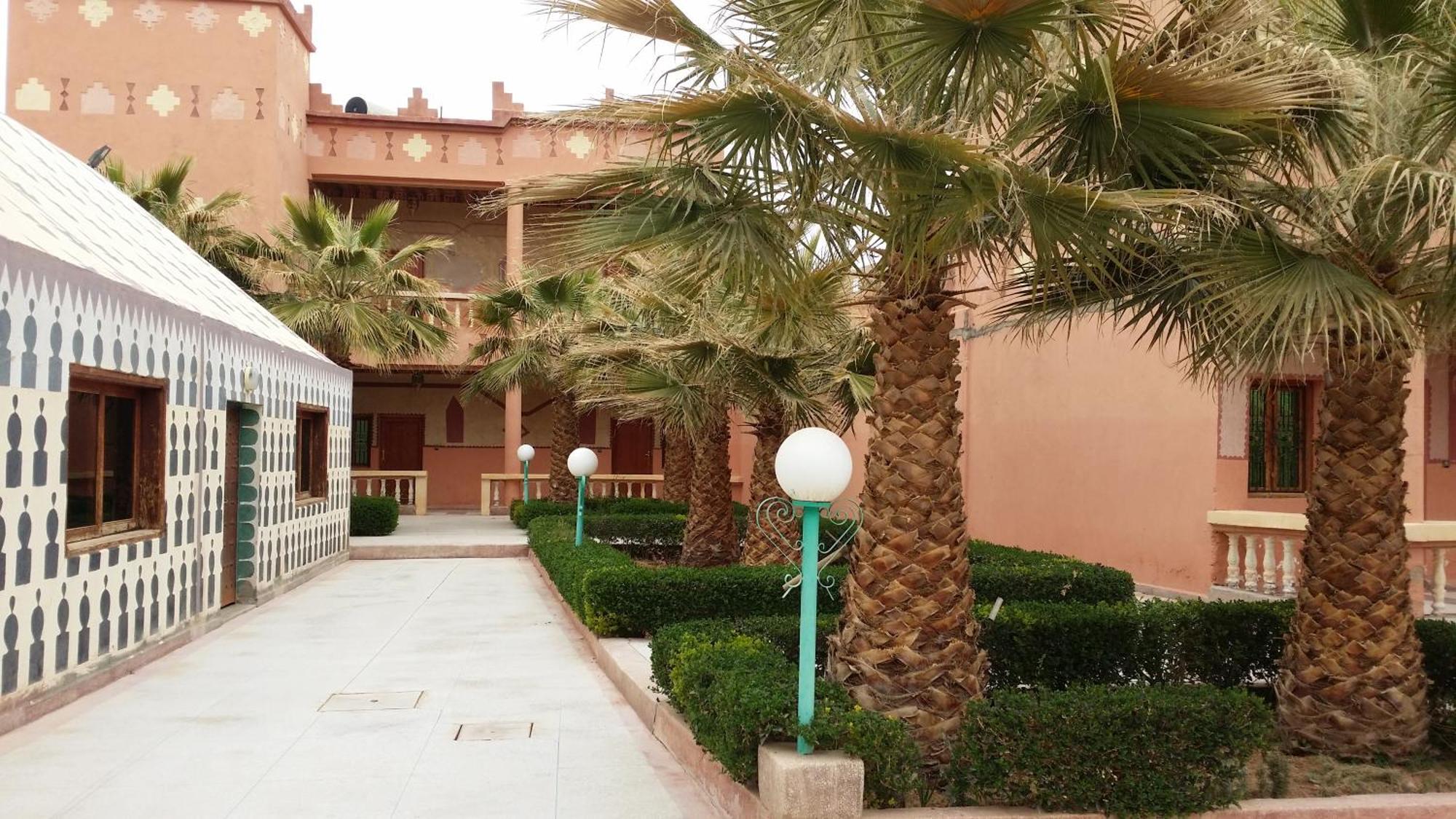 Hotel Mandar Saghrou Tazakhte Kelaat-M'Gouna Buitenkant foto