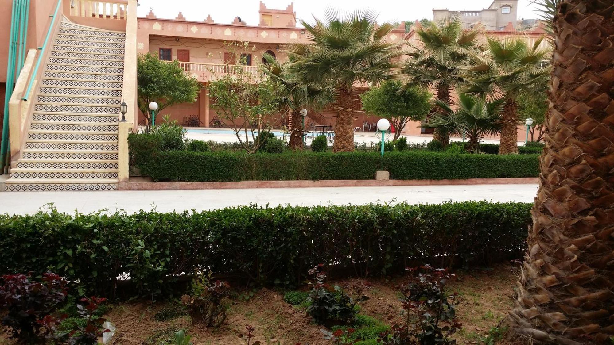 Hotel Mandar Saghrou Tazakhte Kelaat-M'Gouna Buitenkant foto