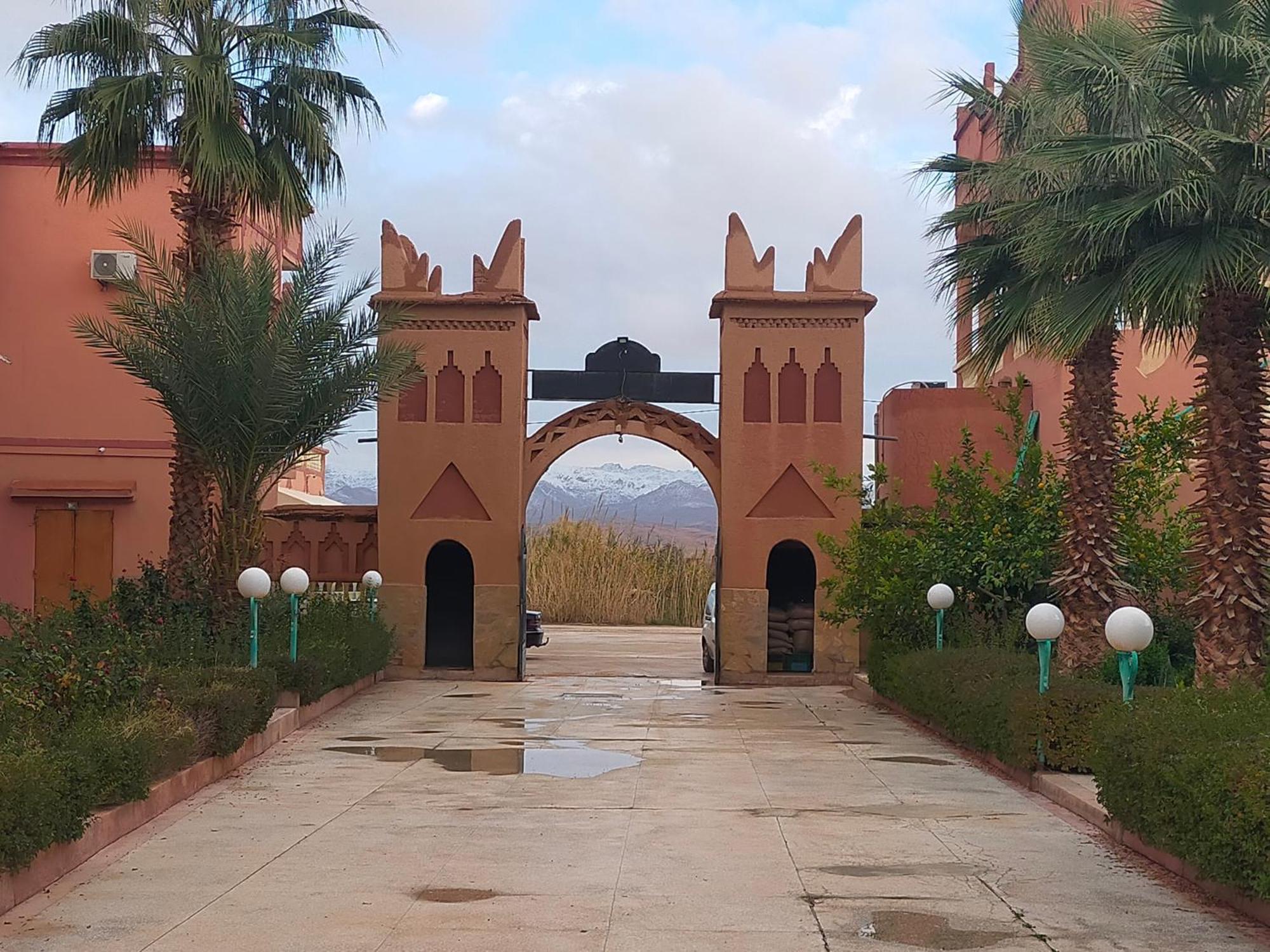Hotel Mandar Saghrou Tazakhte Kelaat-M'Gouna Buitenkant foto